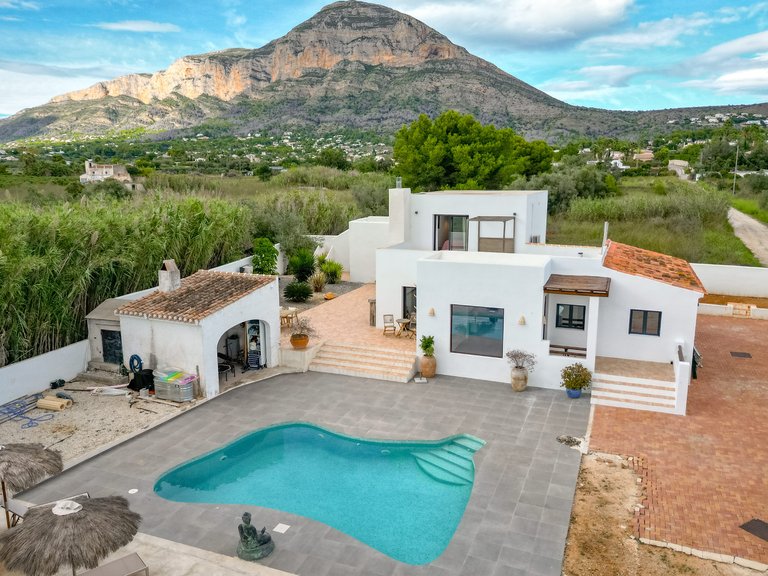 Villa for Sale in Costa Blanca Javea, Alicante 41