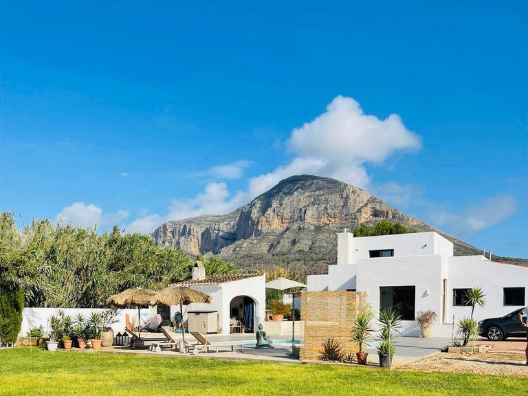 Villa for Sale in Costa Blanca Javea, Alicante 1