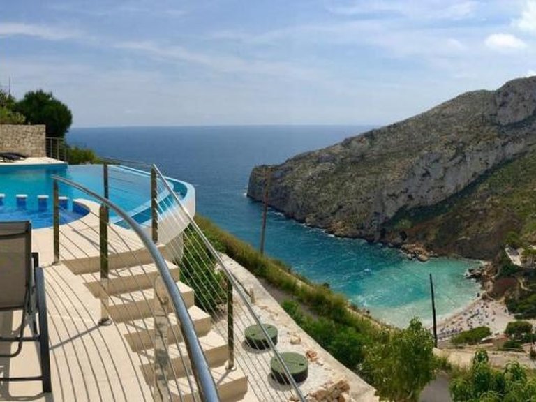 Villa for Sale in Costa Blanca Javea, Alicante 1