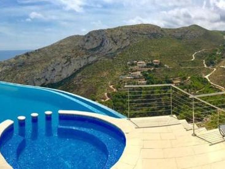 Villa for Sale in Costa Blanca Javea, Alicante 30