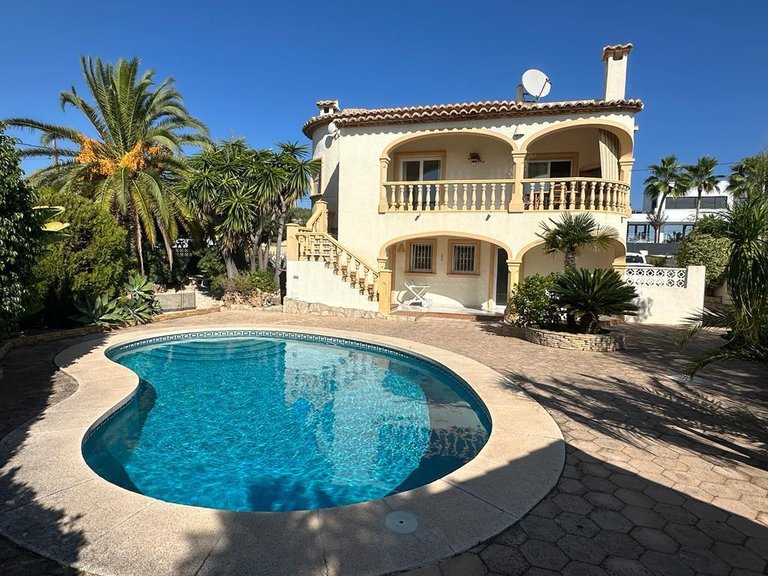 Villa for Sale in Costa Blanca Calpe, Alicante 1