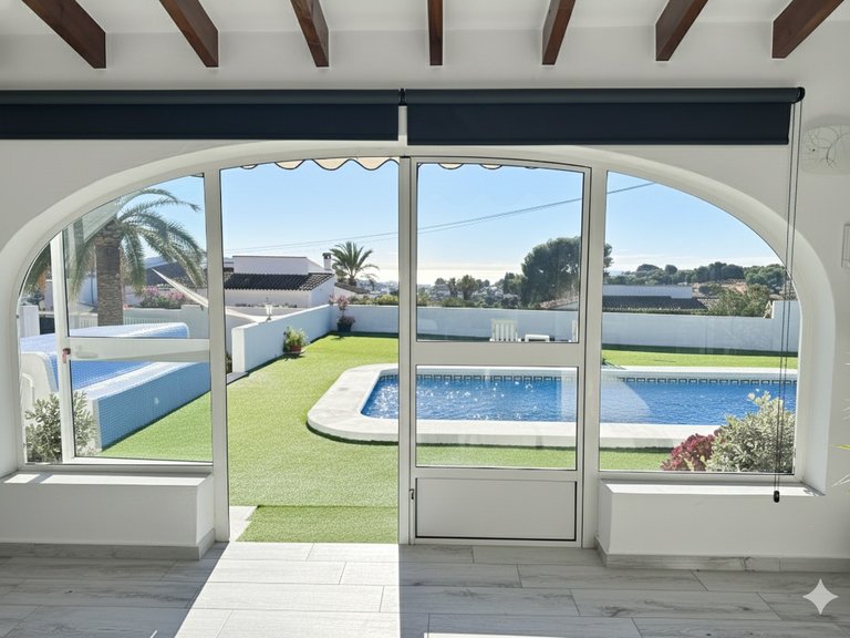 Villa for Sale in Costa Blanca Moraira, Alicante 2