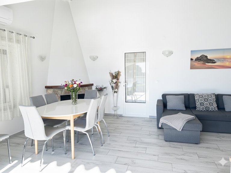 Villa for Sale in Costa Blanca Moraira, Alicante 4