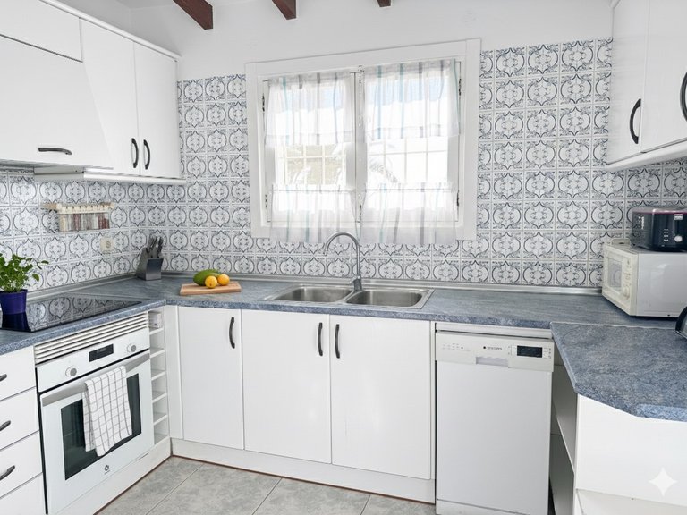 Villa for Sale in Costa Blanca Moraira, Alicante 5