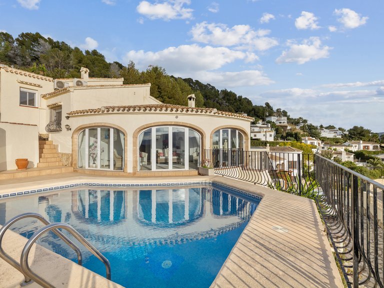 Villa for Sale in Costa Blanca Javea, Alicante 3