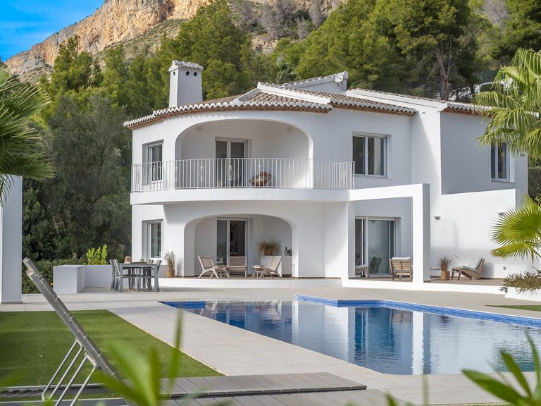 Villa for Sale in Costa Blanca Javea, Alicante 4