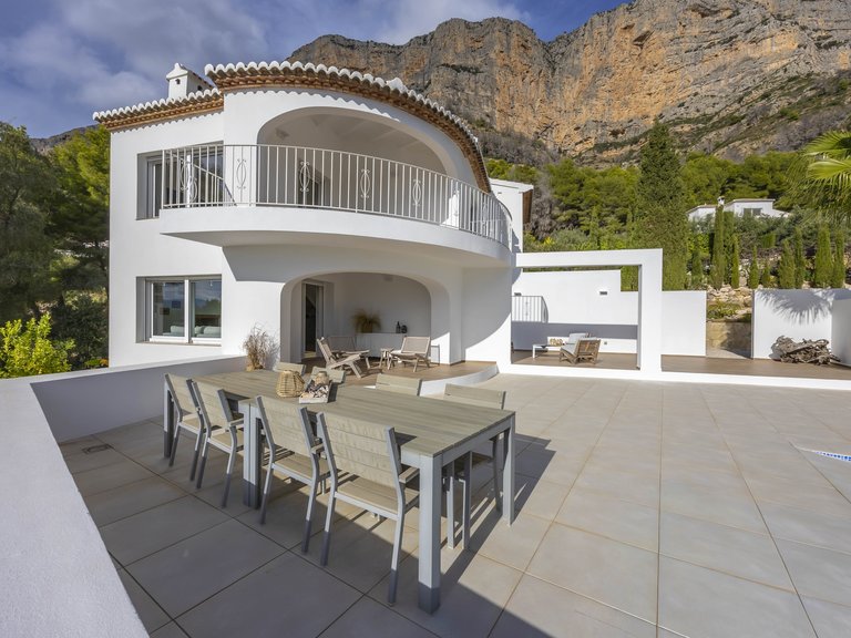 Villa for Sale in Costa Blanca Javea, Alicante 3