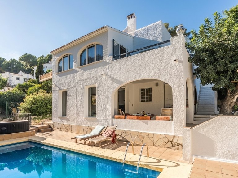 Villa for Sale in Costa Blanca Javea, Alicante 1