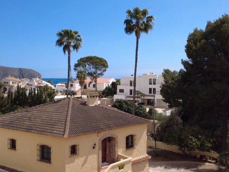 Villa for Sale in Costa Blanca Moraira, Alicante 4