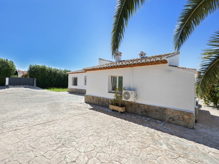 Villa for Sale in Costa Blanca Javea, Alicante 44