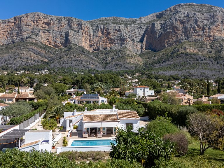 Villa for Sale in Costa Blanca Javea, Alicante 2