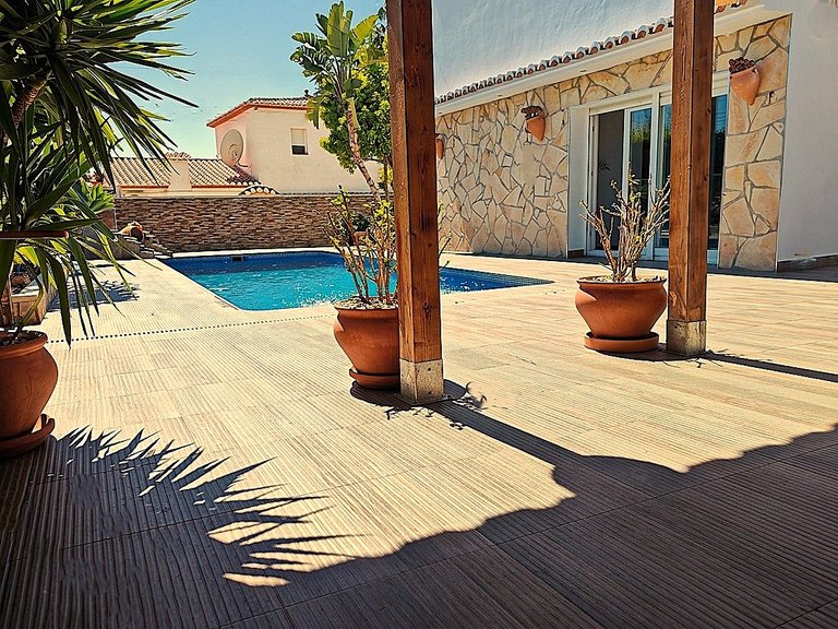 Villa for Sale in Costa Blanca Calpe, Alicante 1