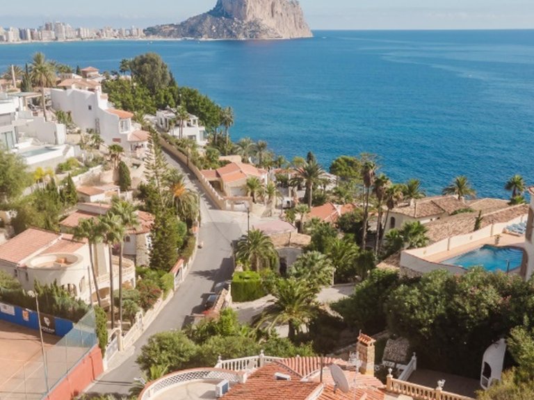 Villa for Sale in Costa Blanca Calpe, Alicante 4
