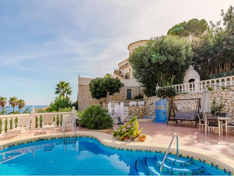 Villa for Sale in Costa Blanca Calpe, Alicante 2