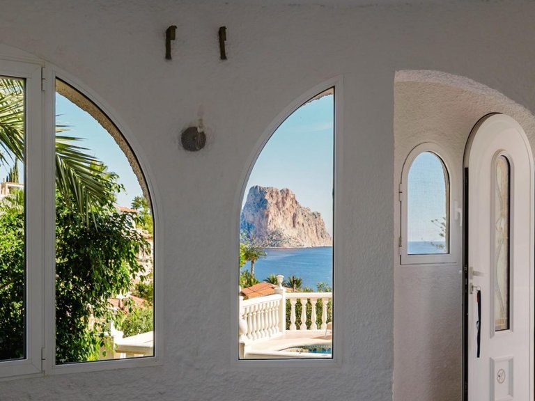 Villa for Sale in Costa Blanca Calpe, Alicante 5