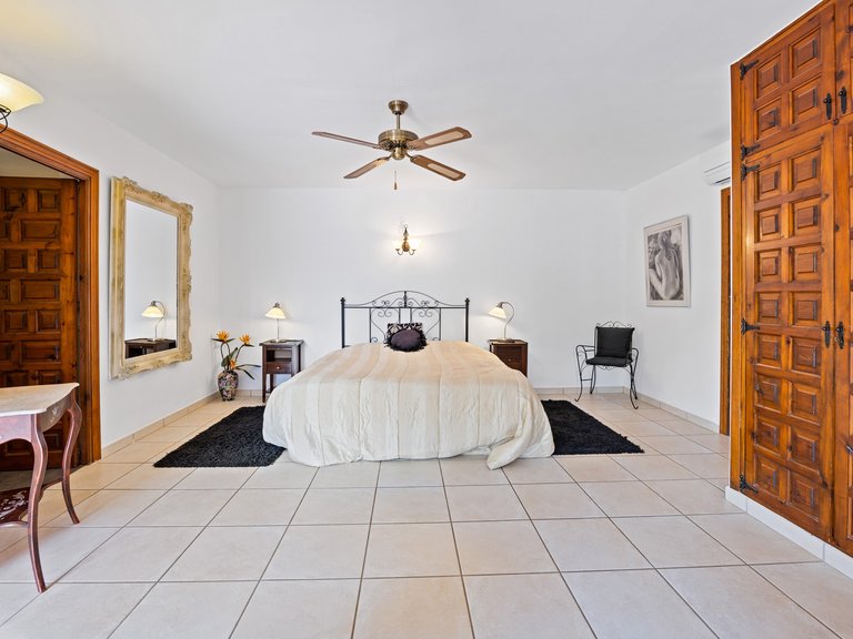 Villa for Sale in Costa Blanca Javea, Alicante 38