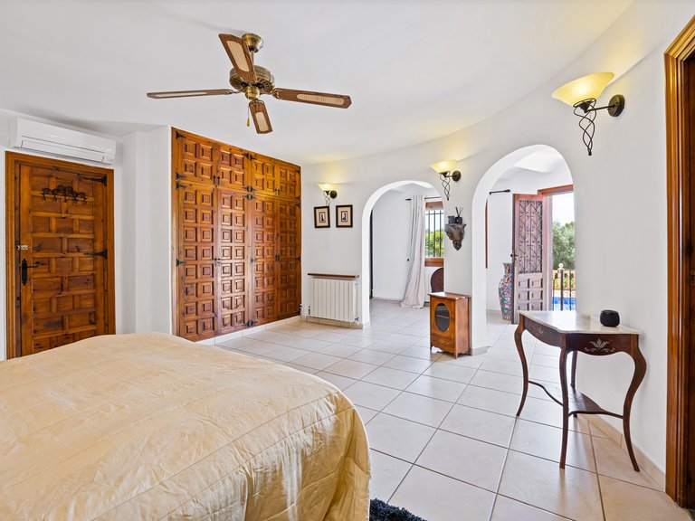 Villa for Sale in Costa Blanca Javea, Alicante 42