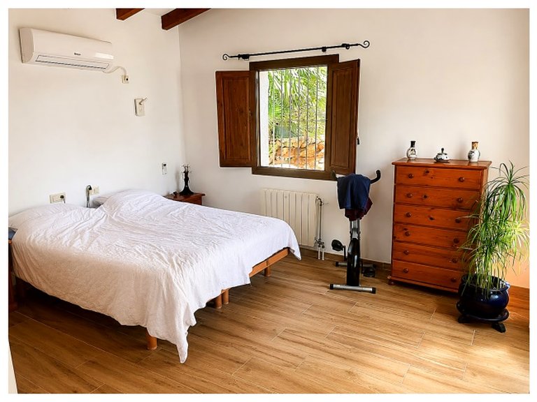 Villa for Sale in Costa Blanca Moraira, Alicante 8