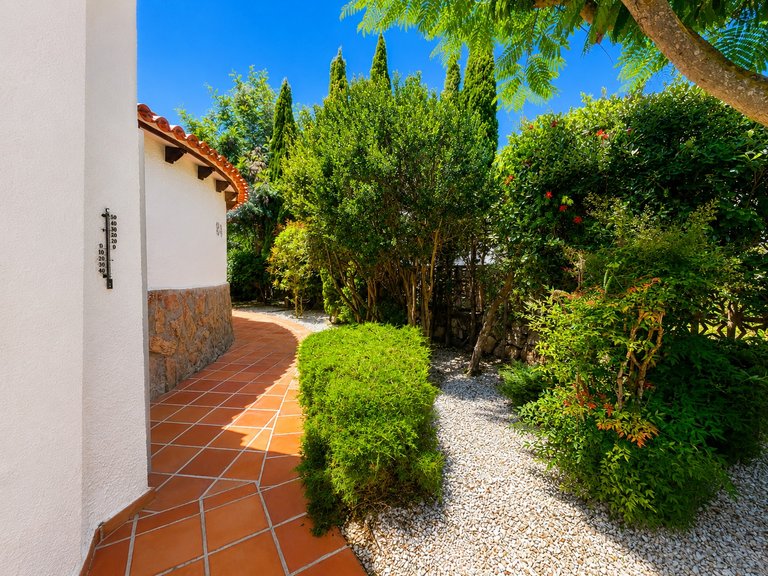 Villa for Sale in Costa Blanca Javea, Alicante 42
