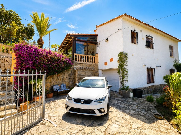 Villa for Sale in Costa Blanca Moraira, Alicante 17