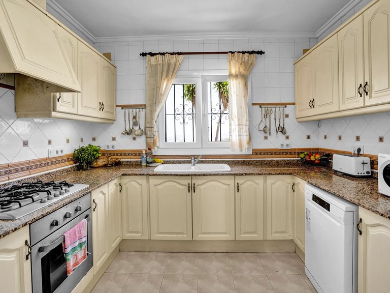 Villa for Sale in Inland Murla, Alicante 8