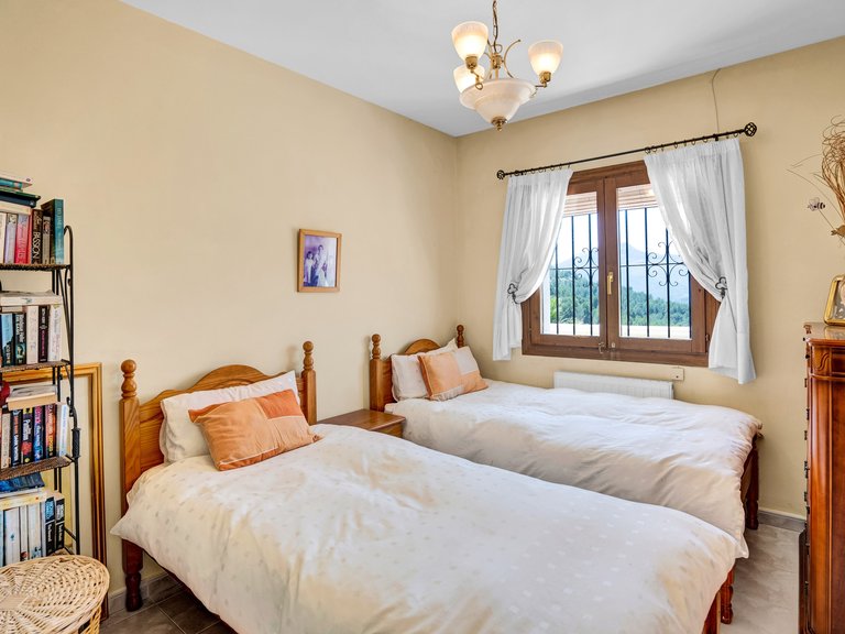 Villa for Sale in Inland Murla, Alicante 11