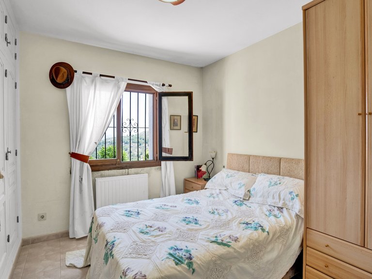 Villa for Sale in Inland Murla, Alicante 12
