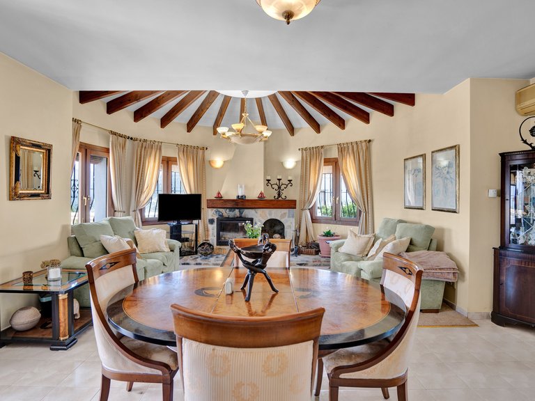 Villa for Sale in Inland Murla, Alicante 17
