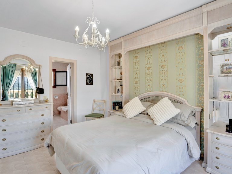 Villa for Sale in Inland Murla, Alicante 32
