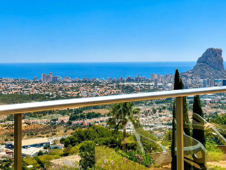 Town House for Sale in Costa Blanca Calpe, Alicante 1