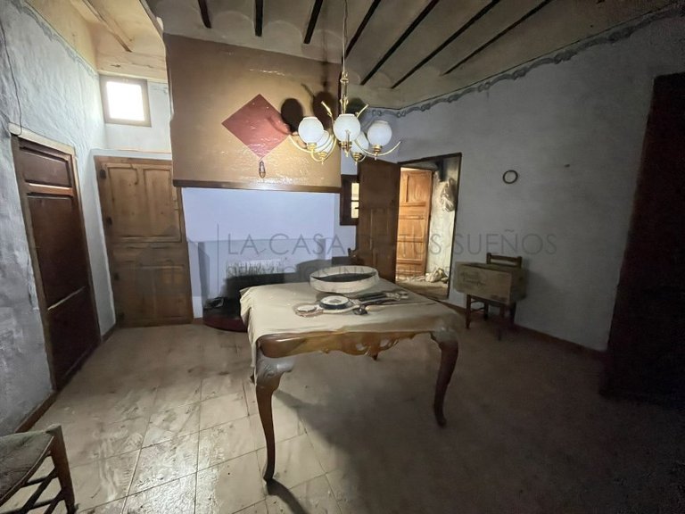 Country House for Sale in Sax, Alicante 4