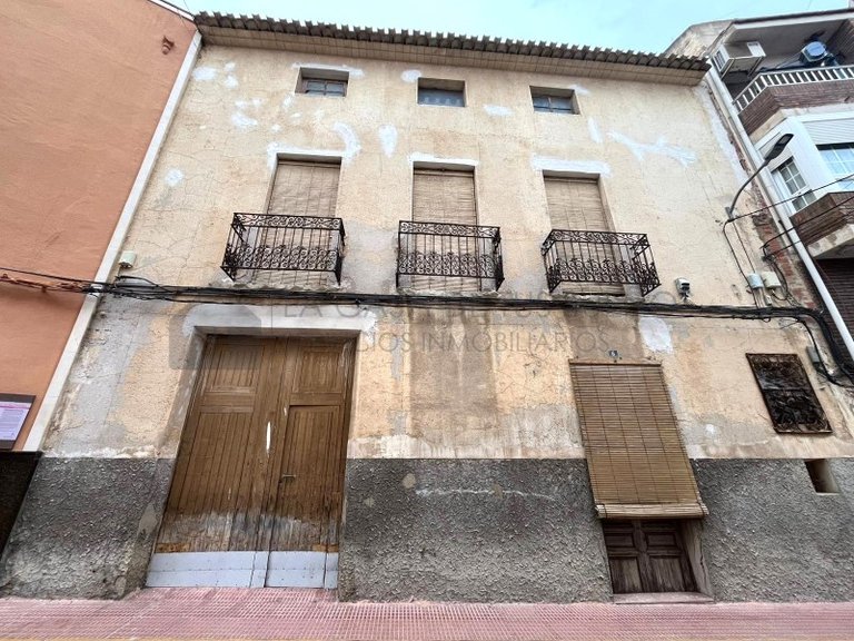 Country House for Sale in Sax, Alicante 1