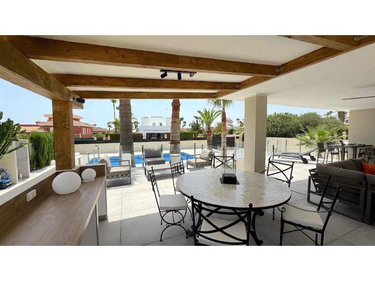 Villa for Sale in Costa Blanca Alfas Del Pi, Alicante 12
