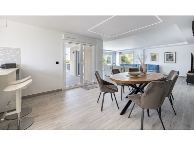 Villa for Sale in Costa Blanca Alfas Del Pi, Alicante 25