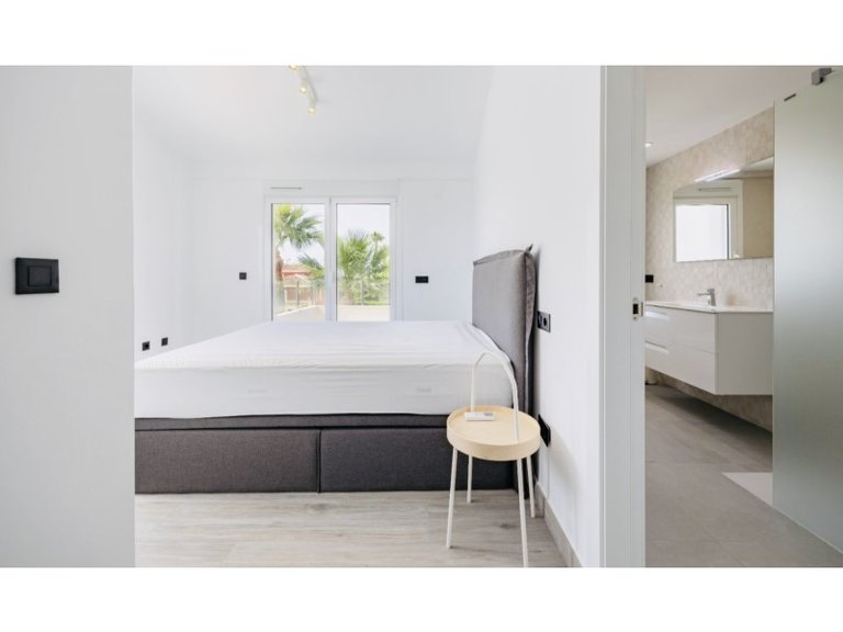 Villa for Sale in Costa Blanca Alfas Del Pi, Alicante 41