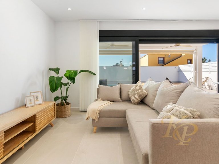 Villa for Sale in Costa Blanca Torrevieja, Alicante 8