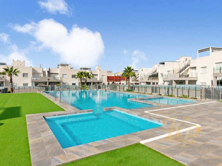 Apartment for Sale in Costa Blanca Torrevieja, Alicante 31