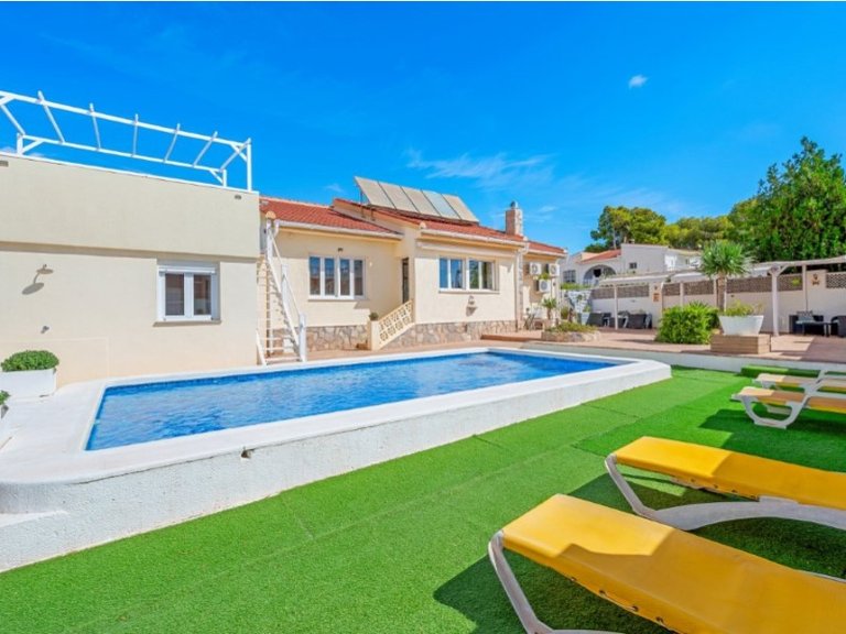 Villa for Sale in Inland Rojales, Alicante 3