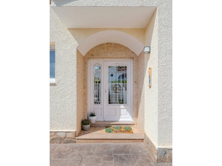 Villa for Sale in Inland Rojales, Alicante 7
