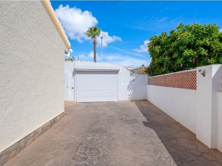 Villa for Sale in Inland Rojales, Alicante 43