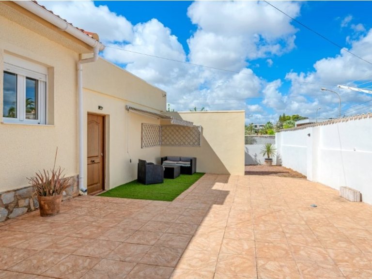 Villa for Sale in Inland Rojales, Alicante 47