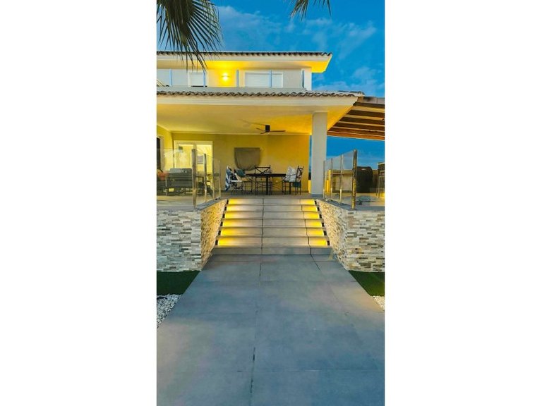 Villa for Sale in Costa Blanca Alfas Del Pi, Alicante 37