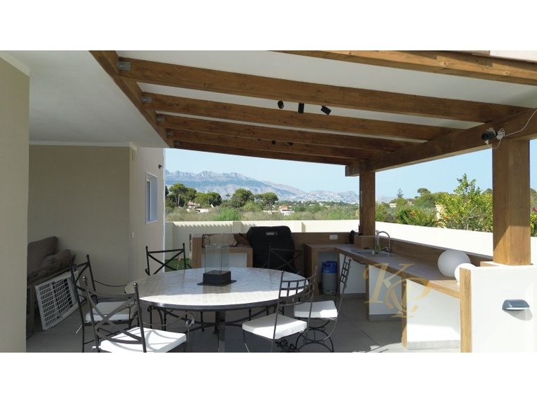 Villa for Sale in Costa Blanca Alfas Del Pi, Alicante 5