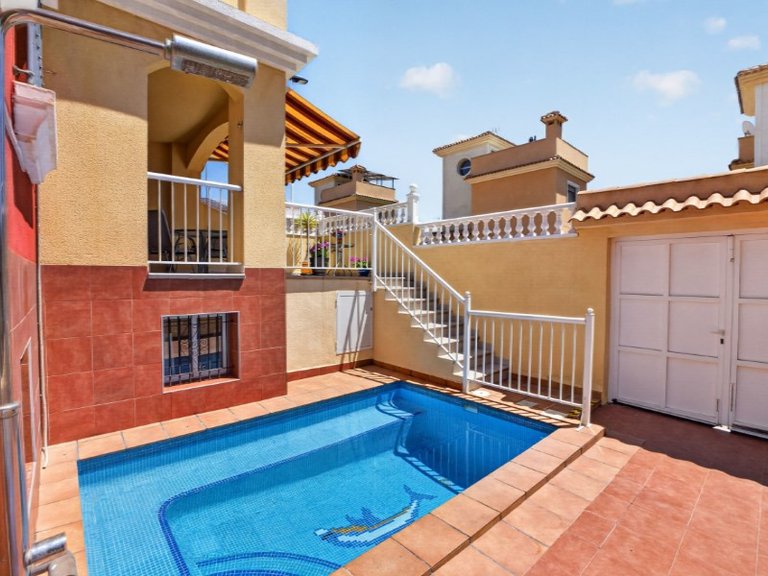 Town House for Sale in Torrevieja, Alicante 2