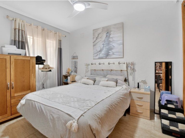 Villa for Sale in Orihuela, Alicante 18