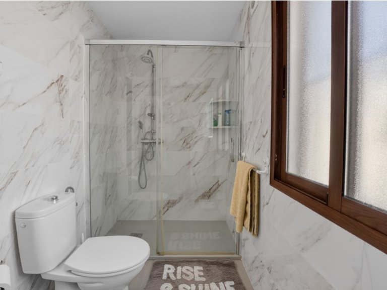 Villa for Sale in Torrevieja, Alicante 24
