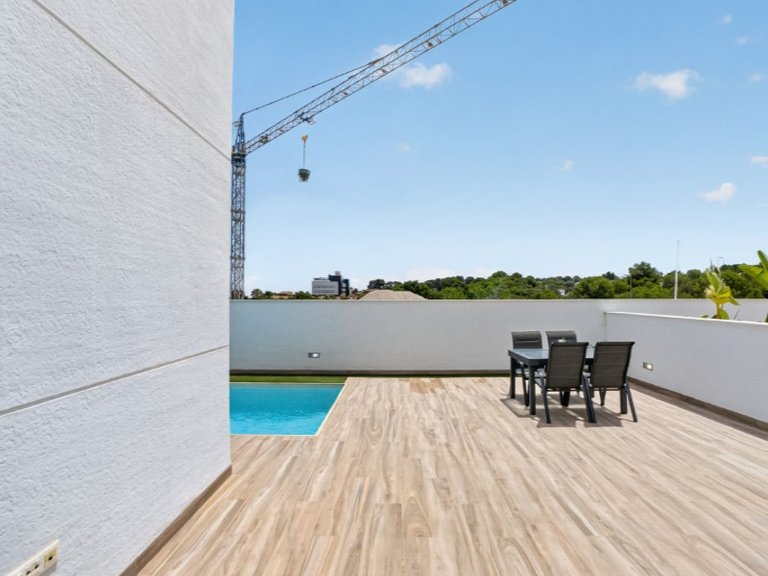 Villa for Sale in Torrevieja, Alicante 5