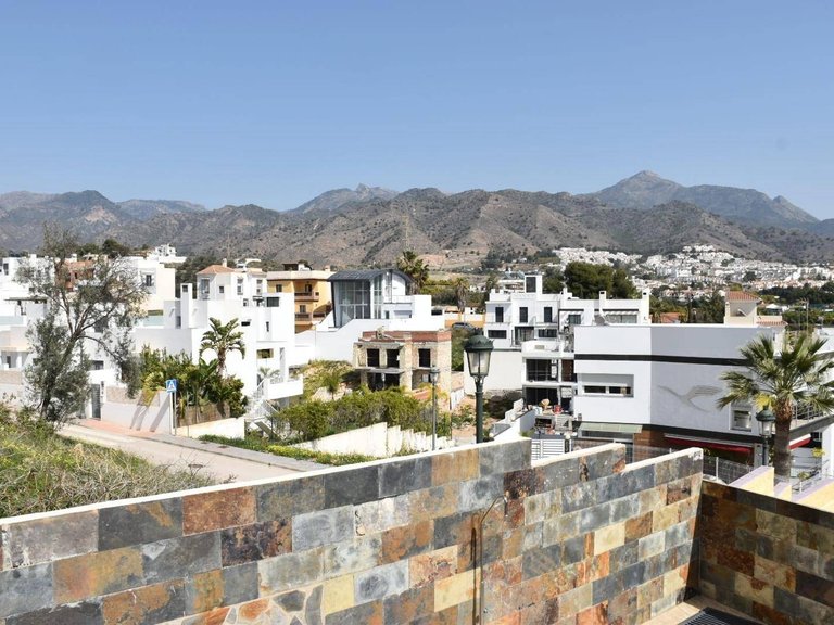 Villa for Sale in La exotica, Nerja, Malaga 4
