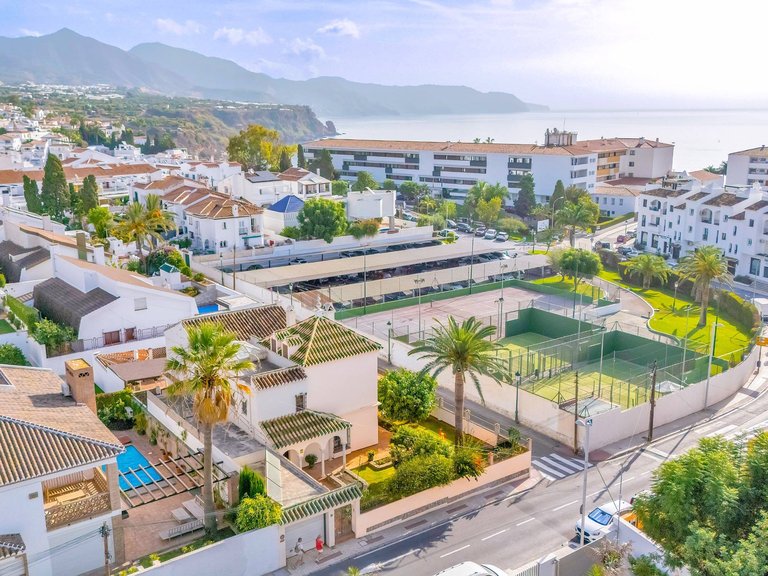 Villa for Sale in Parador, Nerja, Malaga 4