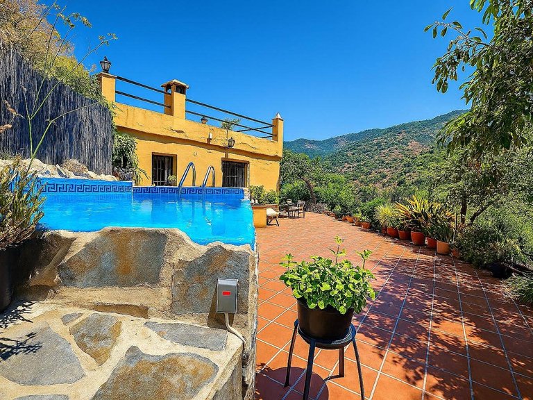 Villa for Sale in Río la miel, Nerja, Malaga 1